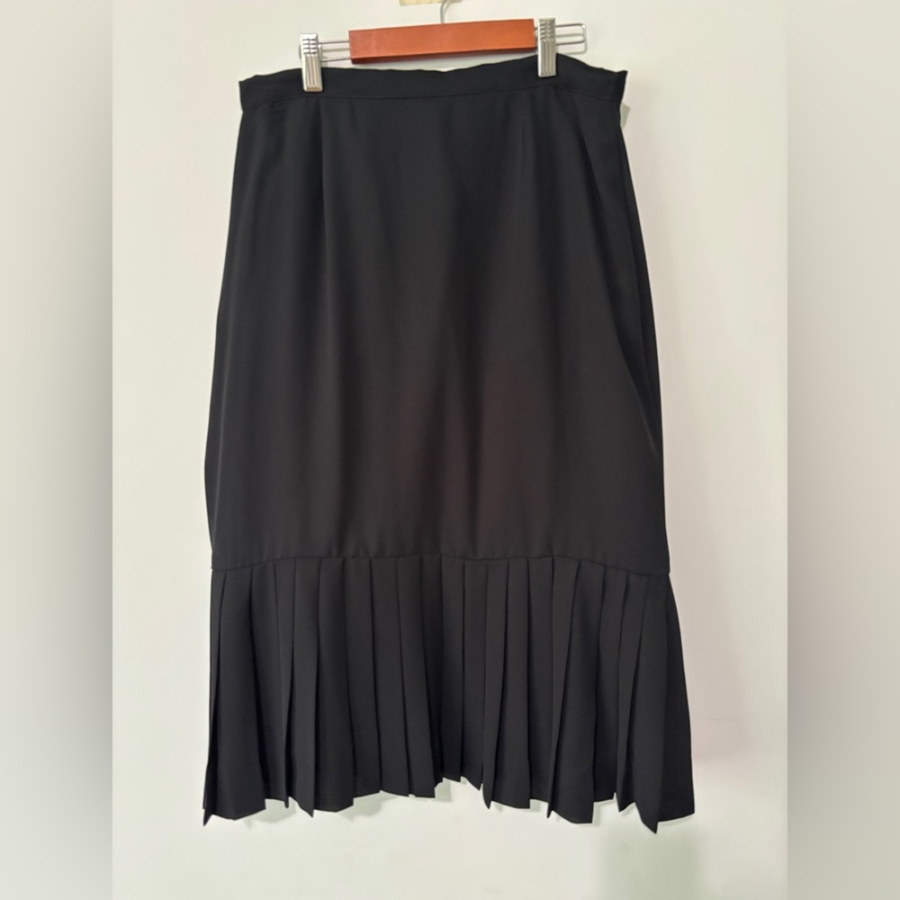 Midi Skirt with Pleated Hem in Black